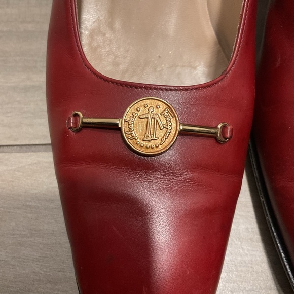 Salvatore Ferragamo Vintage Gold Bit Red Leather Pumps Heels Shoes Office Siren - Picture 4 of 11
